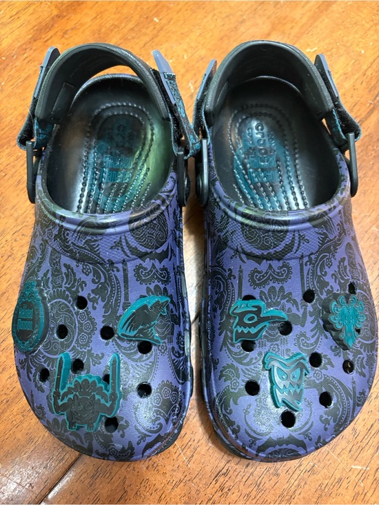 CROCS Shoes - Disney Park Crocs Haunted Mansion Size W 6  M4